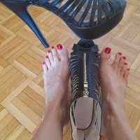 blondfeet2