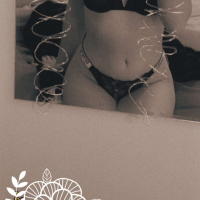 julie1976