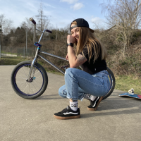 ariana_bmx
